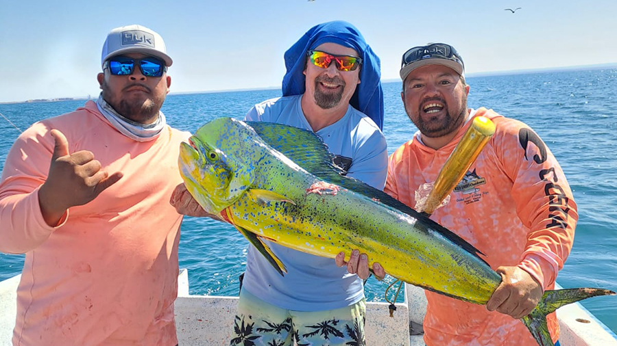 The Ultimate Guide to Summer in La Paz: World-Class Fishing & Island Tours
